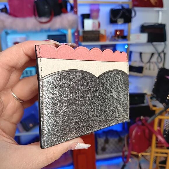 New in Box Miu Miu Silver Pink Leather Card Holder Wallet - Picture 5 of 11